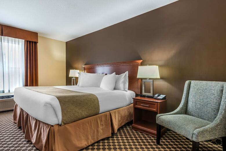 Hotel Best Western Strathmore Inn