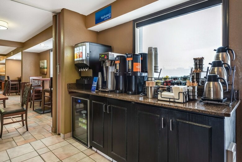 Hotel Best Western Strathmore Inn