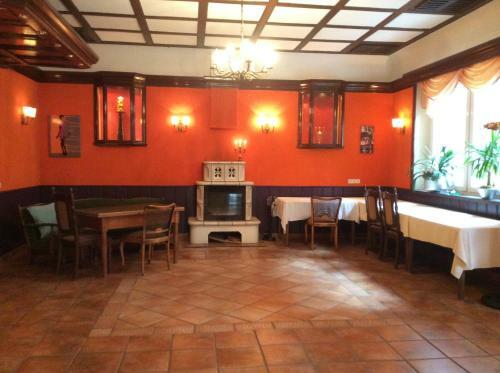 Hostal Hotel H�lscher
