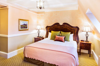 Hotel Skytop Lodge