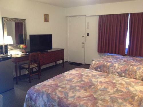 Red Roof Motor Inn