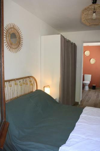 G�te Chez Louisette