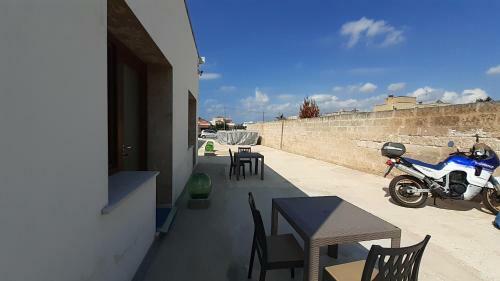 Hostal Affittacamere - Villa Saponaro