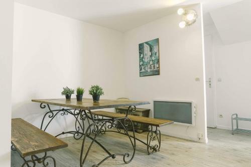 Luka's Charming Apartment Near Disneyland