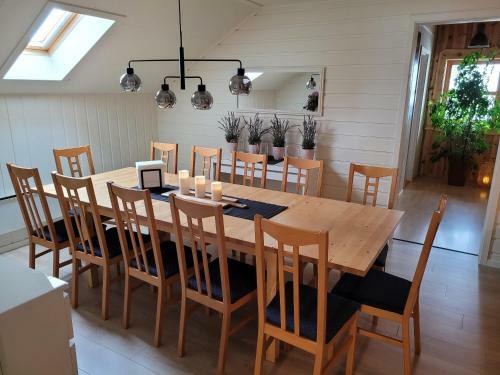 Large, Cozy, Family-friendly Bua Apartment