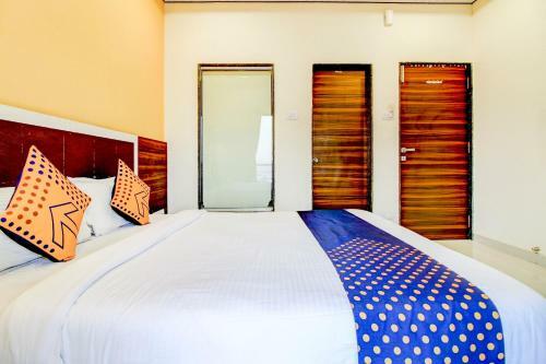Hotel Spot On 79399 Om Residency Classic