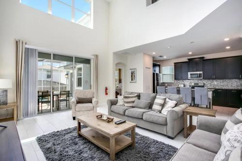 1585tempo Home
