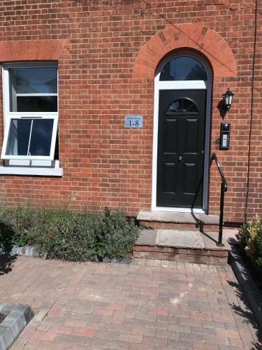 Berkshire Apartments 1 Helena House Brownlow Road
