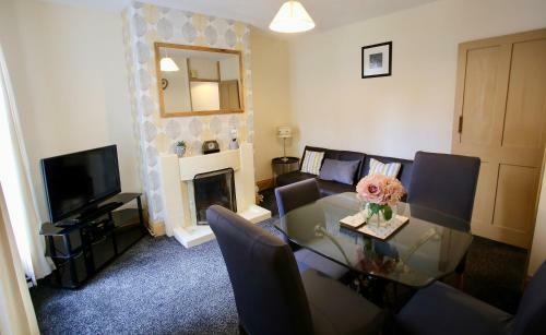 Albemarle House By Cliftonvalley Apartments