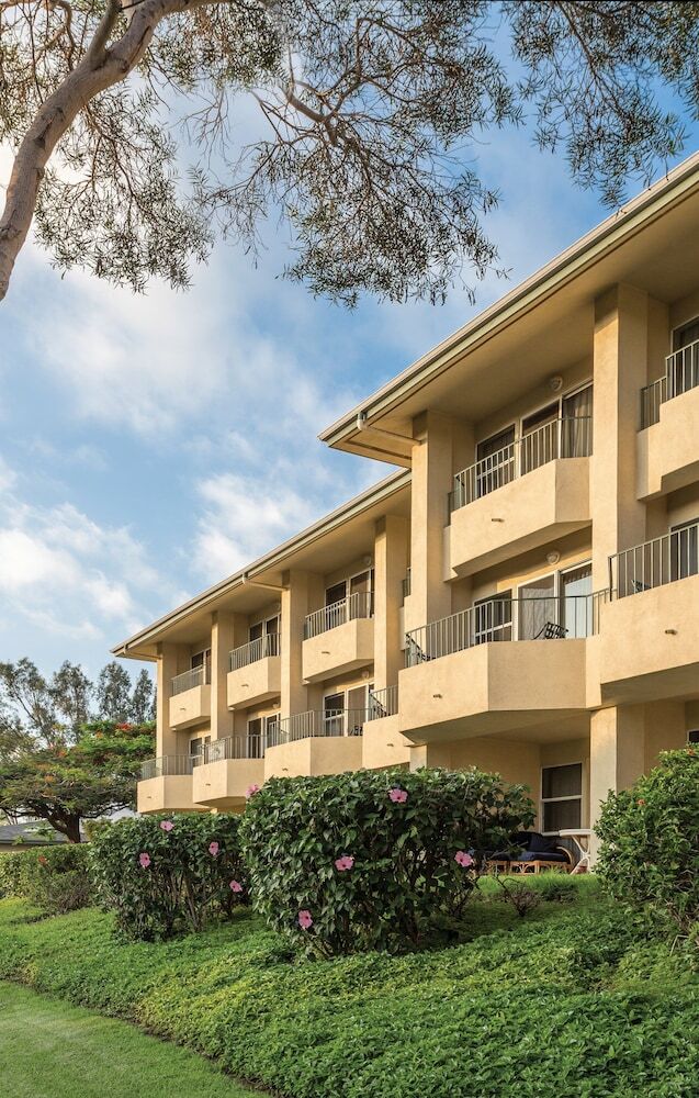 Villa Paniolo Greens Resort
