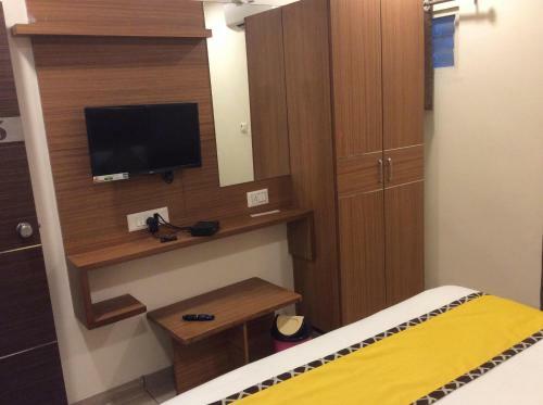 Hostal Hotel Rk Palace