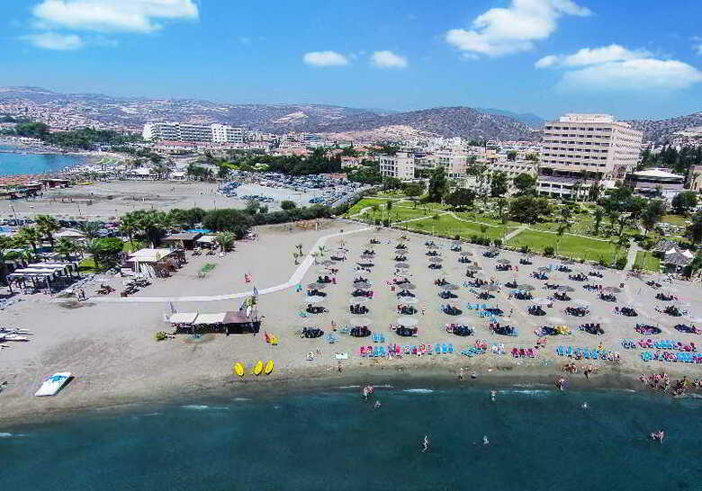 Hotel St Raphael Resort