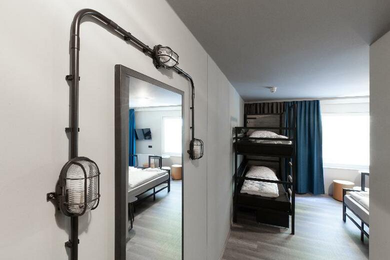 Hostal A&O Frankfurt Ostend