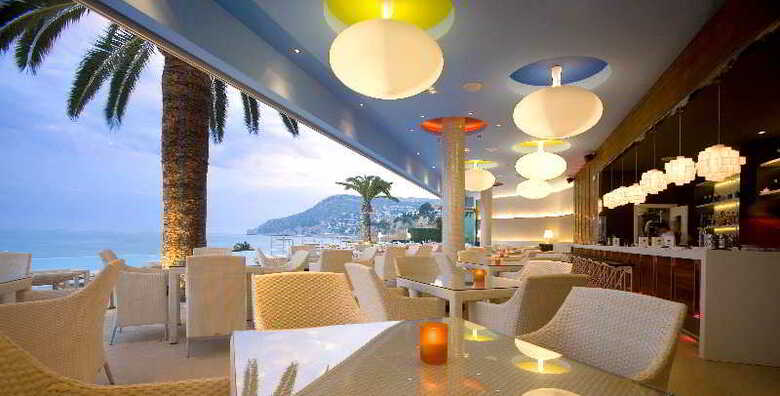 Apartamentos Del Mar
