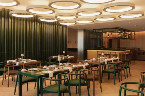 Lumen Hotel & The Lisbon Light Show