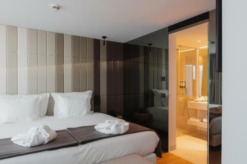 Lumen Hotel & The Lisbon Light Show