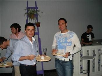 Hotel Reyna Violeta
