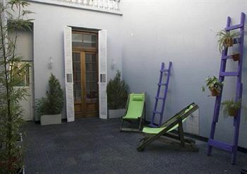Hotel Reyna Violeta