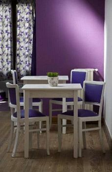 Hotel Reyna Violeta
