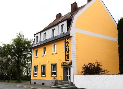 Hostal Hotel & Restaurant Munzert