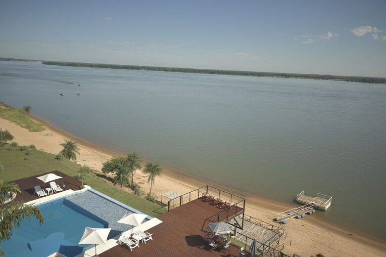 Hotel Howard Johnson By Wyndham Express Inn Ituzaingo