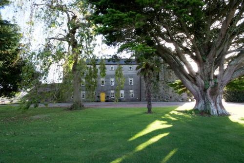 Hostal Killiane Castle Country House & Farm