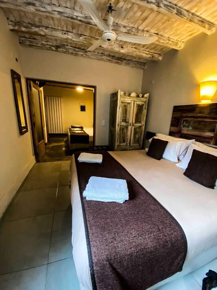 Hotel Posada Borravino