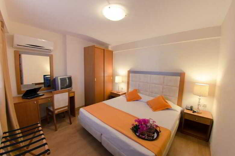 Hotel Faedra Beach Agn