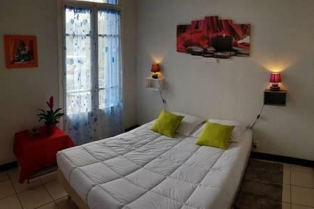 Hostal Residence Villa Bear