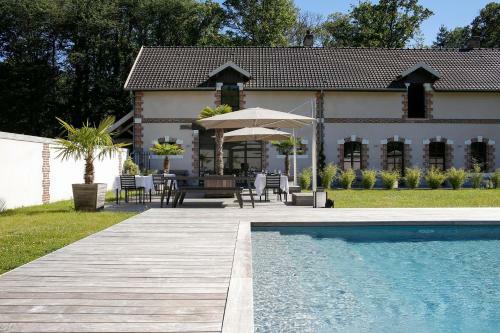 Bed & Breakfast Chateau De La Resle