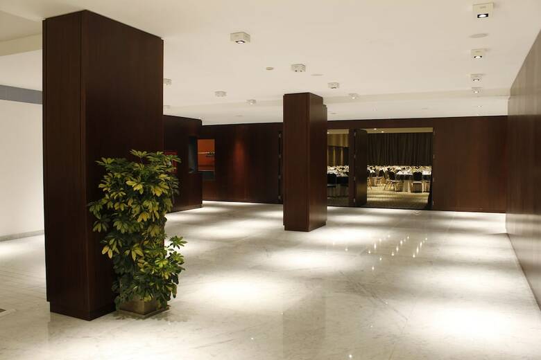 Hotel Ros Tower