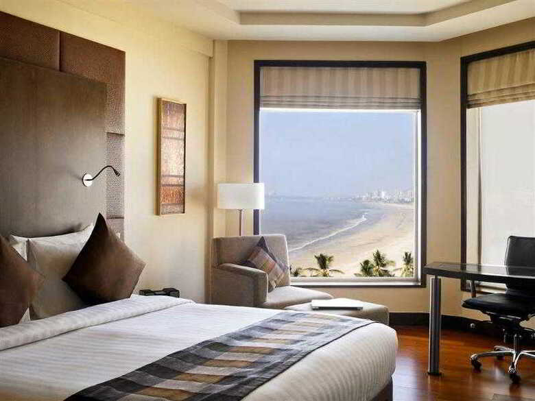 Hotel Novotel Mumbai Juhu Beach