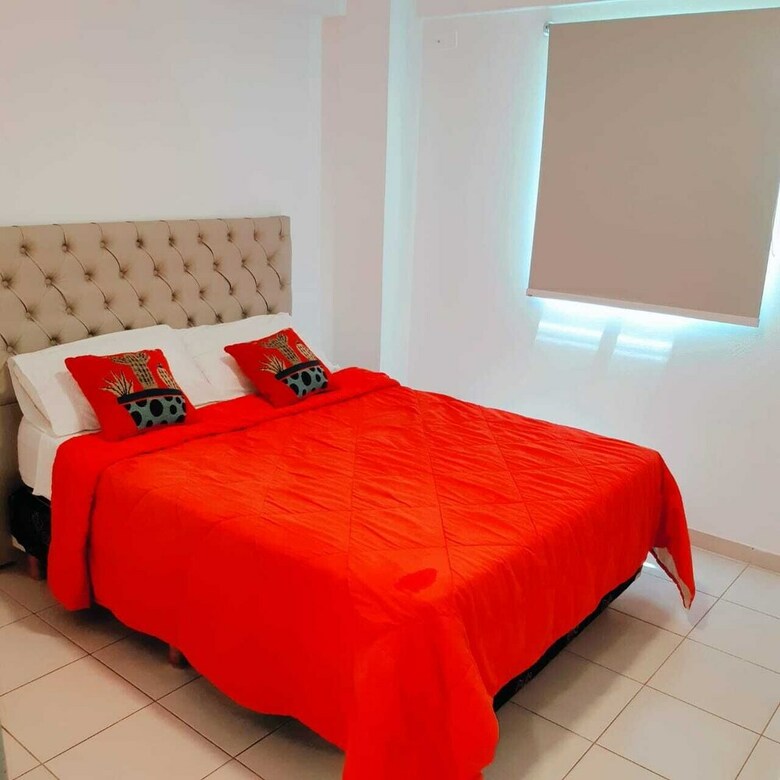 Hotel Emelsuites