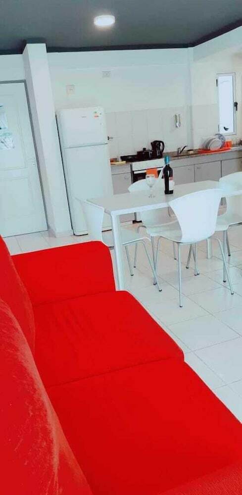 Hotel Emelsuites