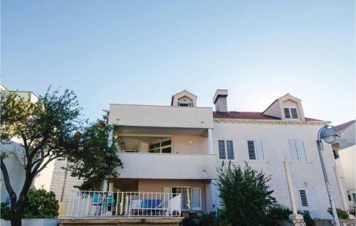 Apartment Bokeljska I