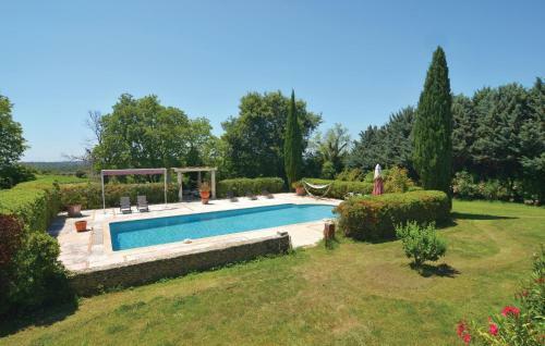 Holiday Home Aubais St-1314