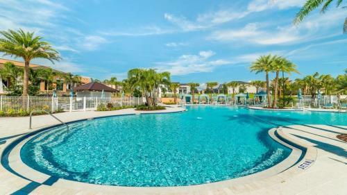 Villa Serene And Relaxing 4 Br Holiday Home With Private Pool