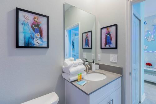 Thematic House W Private Pool Spa Game Room
