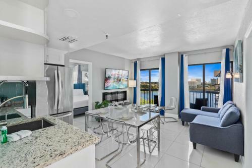 Apartamento 6165 Carrier Drive 2701