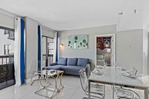 Apartamento 6165 Carrier Drive 2701