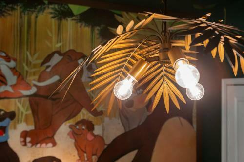Amazing Thematic House Pvt Poolarcades Resort