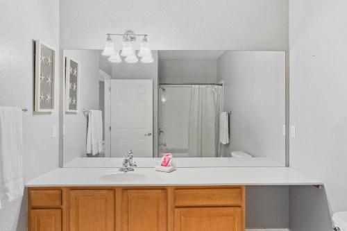 Apartamento 4102 Breakview Drive 409