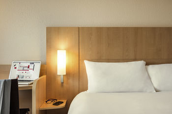 Hotel Ibis Orly Aeroport