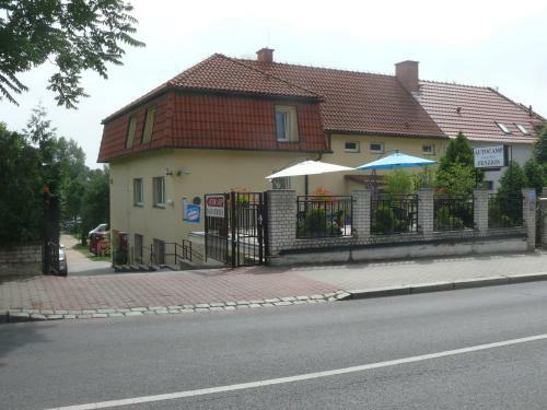 Hostal Penzion Dana Troja