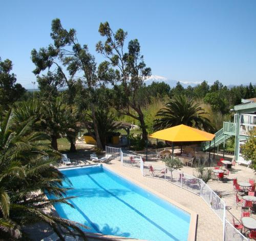 Hotel Tropic