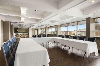 Hotel Days Inns & Suites - North Bay