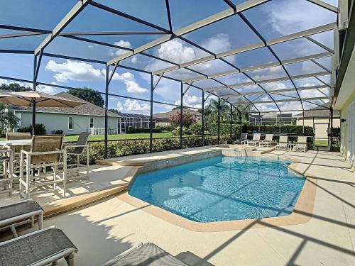 Villa Fantastic 7 Bed 6 Bath In Prestigious Gated Comm.