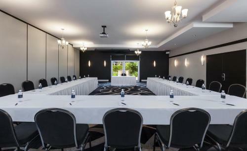 Hotel Imperia H�tel Et Suites Terrebonne