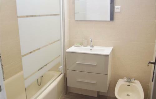 Holiday Home Chemin Des Plaines Marines K-827