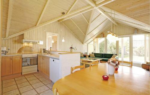 Holiday Home G�gevej Dronningm�lle XI
